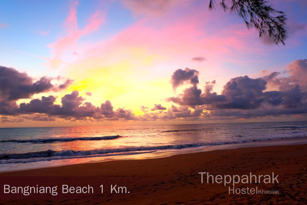 Theppahrak Hostel Khaolak Khao Lak Exterior photo